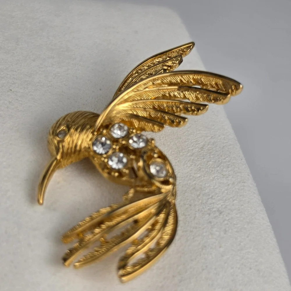 Napier Gold Tone Rhinestone Hummingbird Brooch
